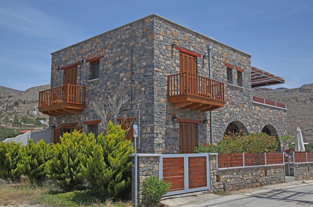 Kalo Nero Apartments Makrýgialos Exterior foto